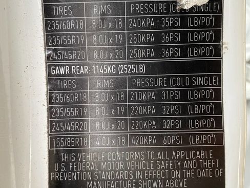 Used 2015 Land Rover Range Rover Evoque Pure image 35