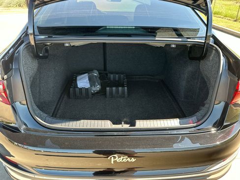 Used 2024 Volkswagen Jetta SEL image 24