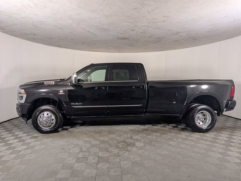 New 2026 RAM 3500 Limited image 3