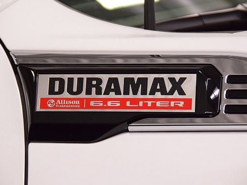 Used 2025 GMC Sierra 2500 Denali w/ Denali Reserve Package image 13