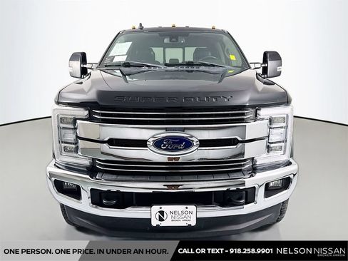 Used 2019 Ford F350 Lariat w/ Lariat Ultimate Package AWD/4WD image 2