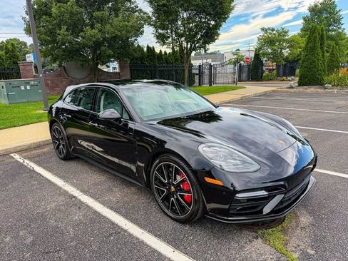 Used 2018 Porsche Panamera Turbo Sport Turismo w/ Sport Package AWD/4WD image 2