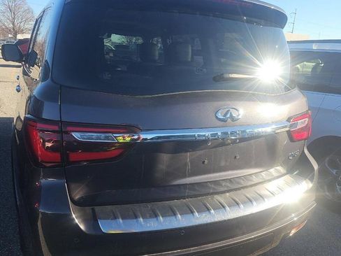 Used 2024 INFINITI QX80 Luxe RWD image 5