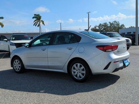 Used 2022 Kia Rio LX image 7