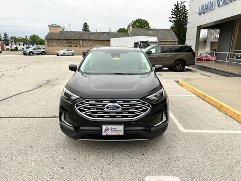 Certified 2022 Ford Edge SEL w/ Convenience Package AWD/4WD image 2