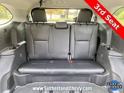 Used 2024 Toyota Highlander XLE image 39