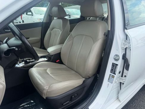 Used 2016 Kia Optima EX w/ Premium Package FWD image 11