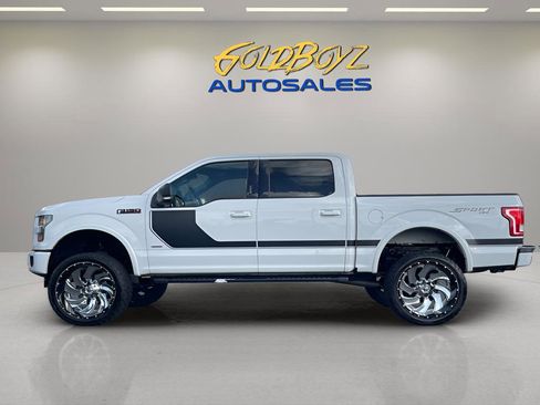 Used 2017 Ford F150 XLT w/ Equipment Group 302A Luxury image 6