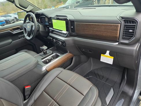 New 2026 Chevrolet Silverado 1500 High Country AWD/4WD image 31