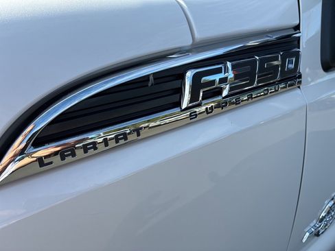 Used 2013 Ford F350 Lariat w/ Camper Pkg image 31