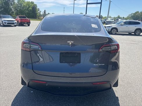 Used 2021 Tesla Model Y Long Range image 6