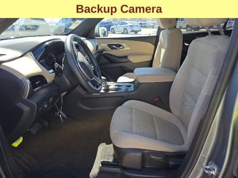 Used 2023 Chevrolet Traverse LS w/ Safety Package AWD/4WD image 10