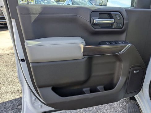 Used 2020 GMC Sierra 1500 SLT w/ SLT Premium Plus Package image 11