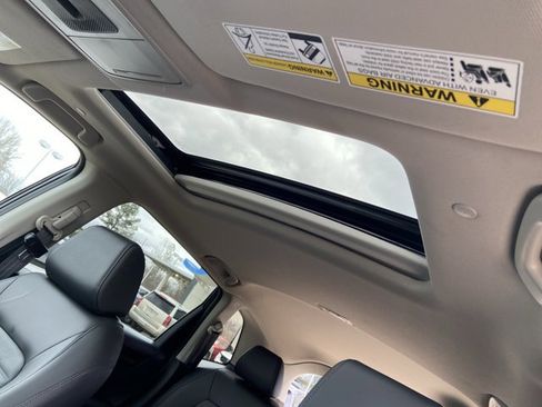 Used 2025 Honda CR-V EX-L image 28