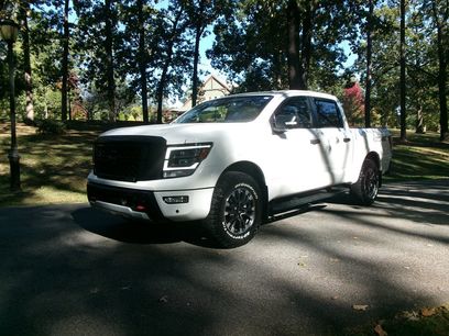 Used 2021 Nissan Titan PRO-4X w/ Pro-4x Convenience Package