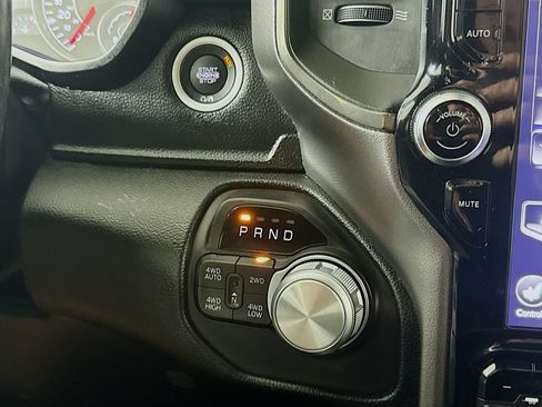 Used 2019 RAM 1500 Sport w/ Level 2 Equipment Group AWD/4WD image 19