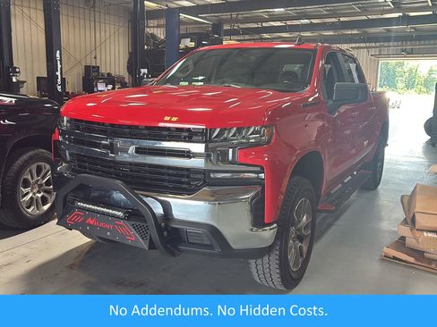 Used 2022 Chevrolet Silverado 1500 LT AWD/4WD image 1
