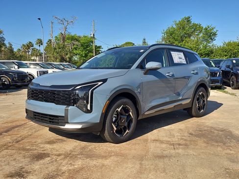 New 2026 Kia Sportage EX AWD/4WD image 4