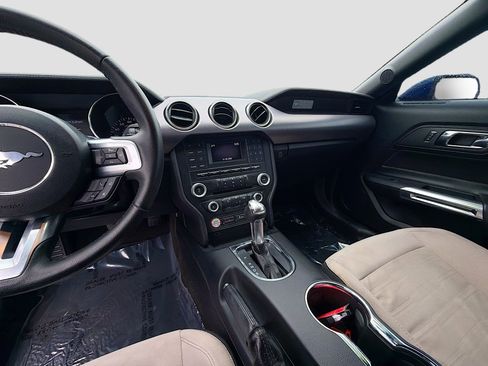 Used 2015 Ford Mustang Coupe image 23