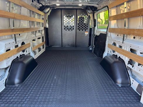 Used 2025 Ford Transit 250 Low Roof w/ Exterior Upgrade Package RWD image 16