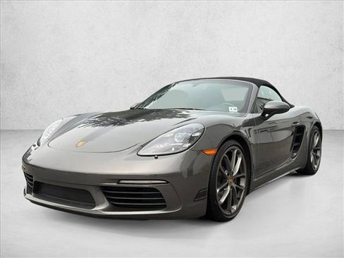 Used 2025 Porsche 718 Boxster RWD image 5