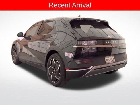 Used 2023 Hyundai Ioniq 5 SEL AWD/4WD image 6