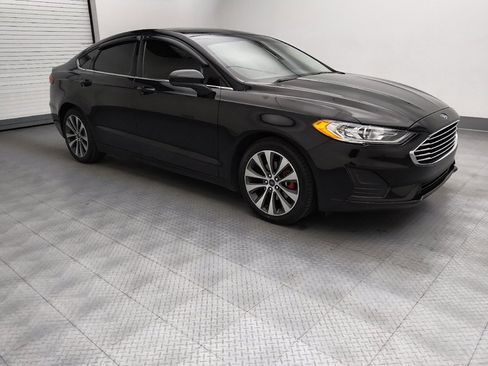 Used 2019 Ford Fusion SE AWD/4WD image 11