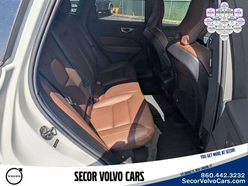 Used 2023 Volvo XC60 B5 Plus w/ Climate Package AWD/4WD image 27