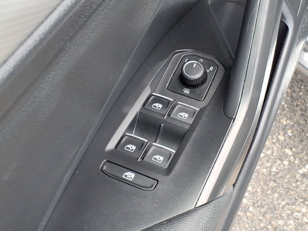 Used 2021 Volkswagen Jetta R-Line w/ R-Line Cold Weather Package FWD image 13