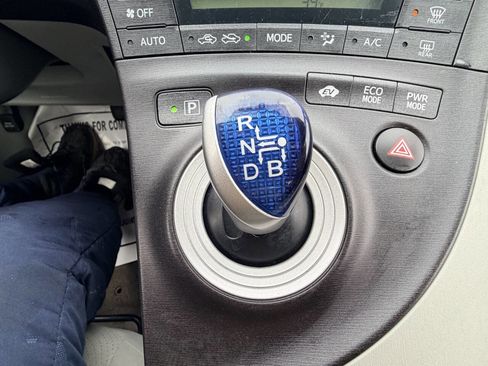 Used 2010 Toyota Prius Two image 61