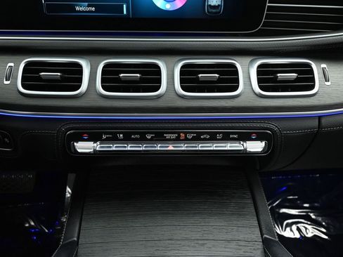 Used 2023 Mercedes-Benz GLE 450 4MATIC w/ AMG Line Exterior image 45