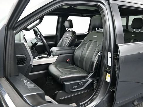 Used 2019 Ford F150 Platinum w/ Equipment Group 701A Luxury image 11