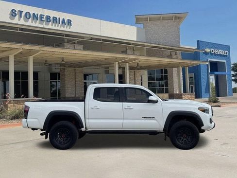 Used 2022 Toyota Tacoma TRD Pro AWD/4WD image 4