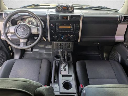 Used 2008 Toyota FJ Cruiser image 15