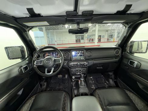 Used 2021 Jeep Wrangler Unlimited Sahara image 23
