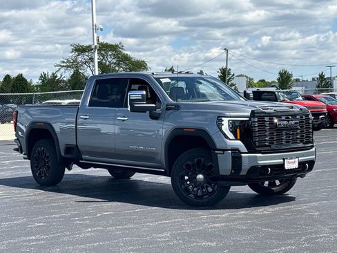 New 2026 GMC Sierra 2500 Denali Ultimate w/ Snow Plow Prep/Camper Package AWD/4WD image 2