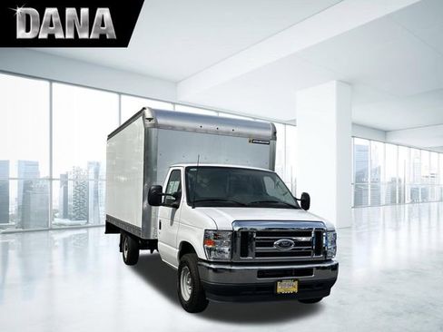 Used 2024 Ford E-350 and Econoline 350 Super Duty w/ Power Windows & Locks Group RWD image 1