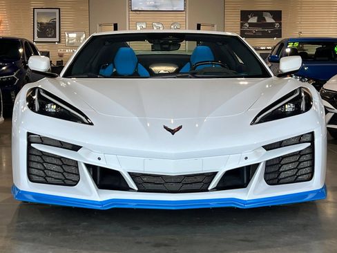 Used 2024 Chevrolet Corvette E-Ray AWD/4WD image 10