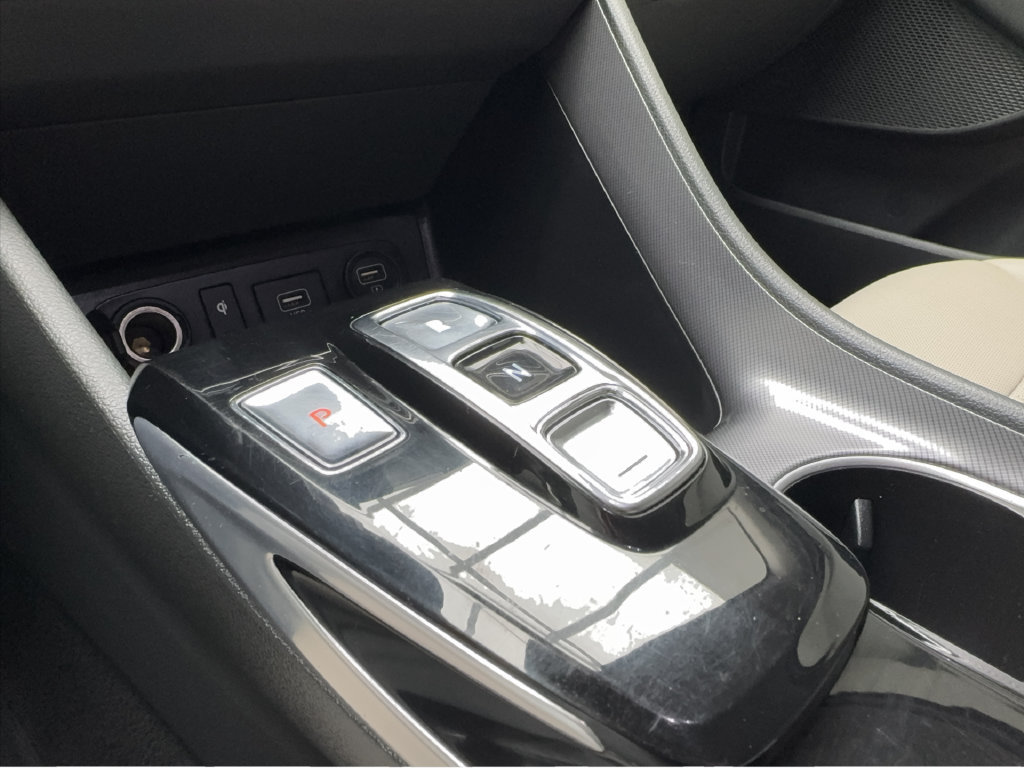 Used 2020 Hyundai Sonata Limited FWD image 48