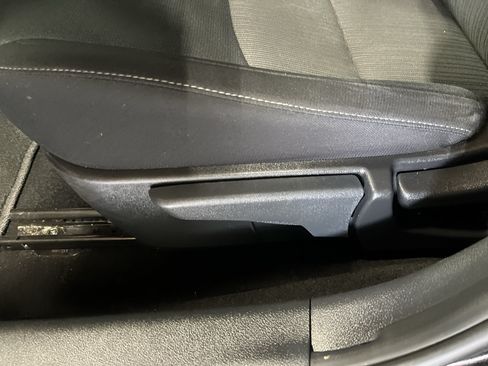 Used 2022 Nissan Sentra SV w/ All-Weather Package FWD image 29