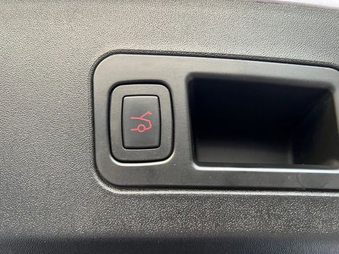 Used 2016 Tesla Model S P90D image 17