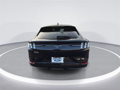 Used 2021 Ford Mustang Mach-E Premium image 7