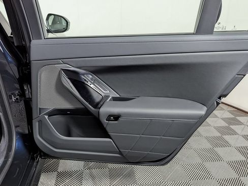 Used 2026 BMW i7 xDrive60 AWD/4WD image 44