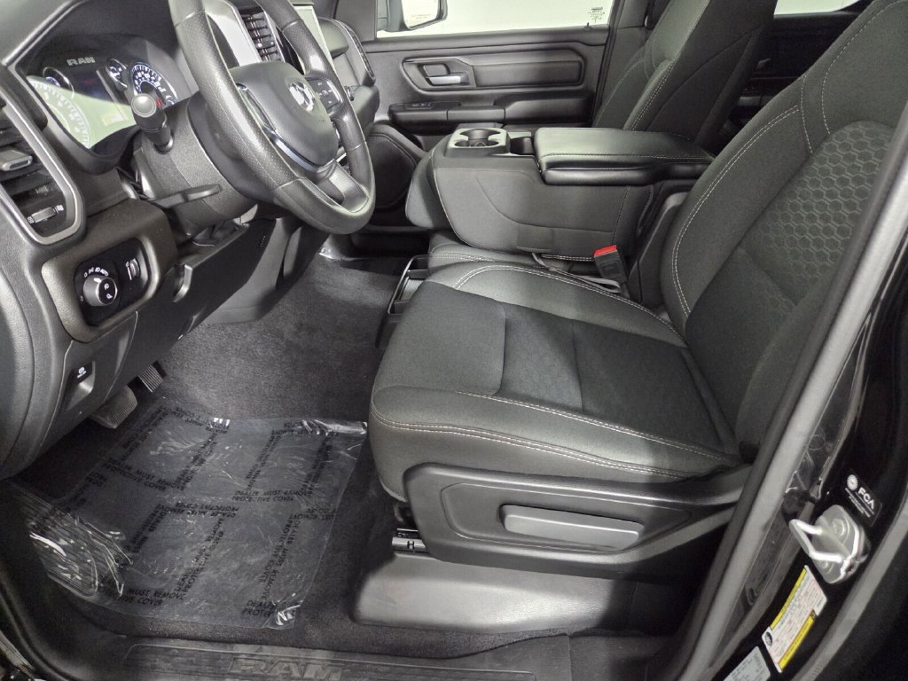 Used 2025 RAM 1500 Tradesman w/ Night Edition AWD/4WD image 13