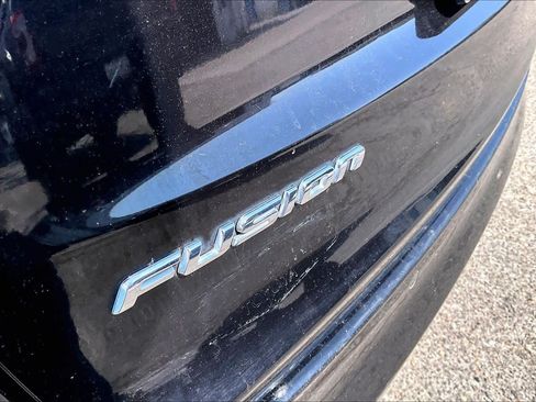 Used 2019 Ford Fusion SE FWD image 10
