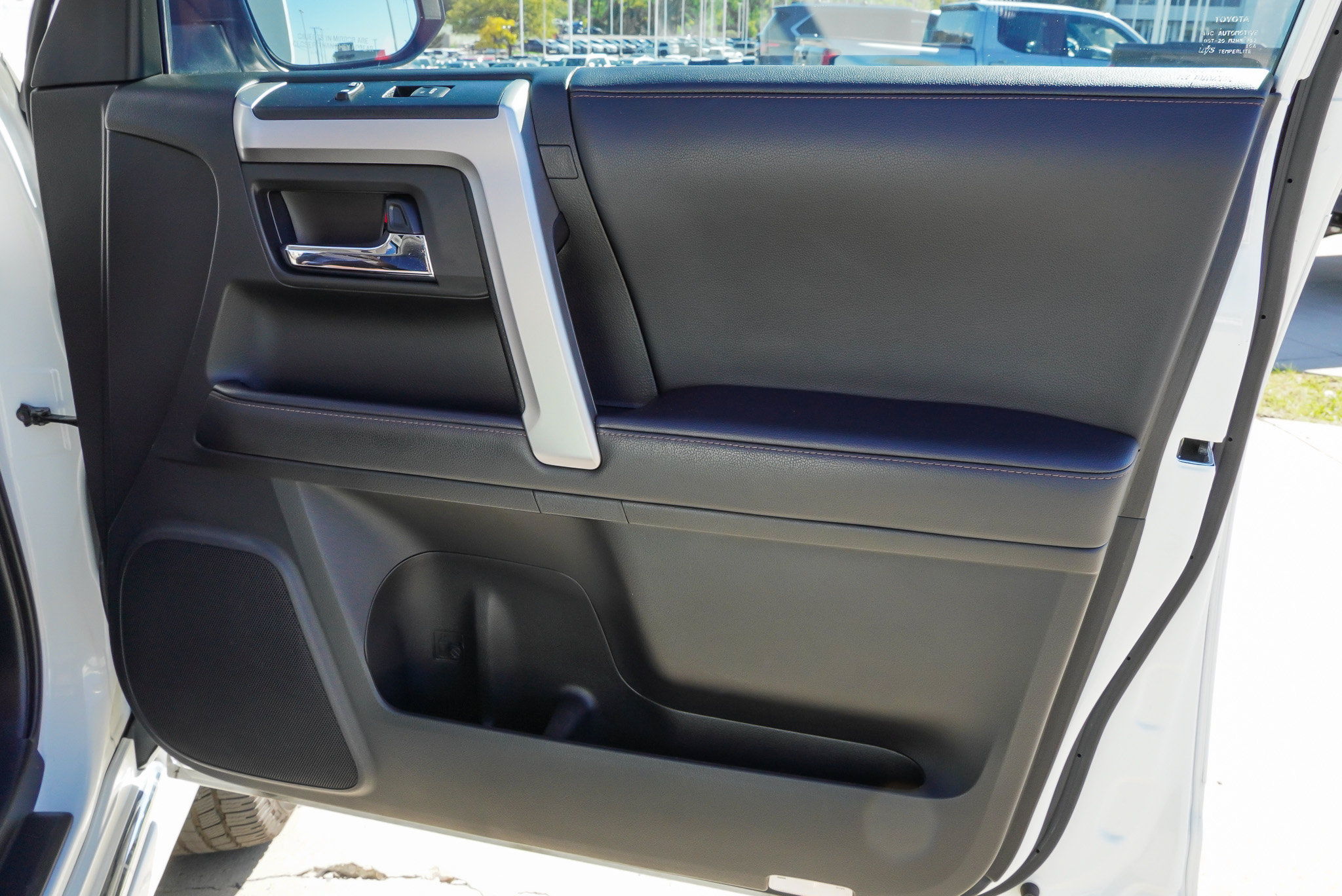 Certified 2022 Toyota 4Runner Limited AWD/4WD image 29