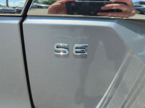 New 2026 Volkswagen Atlas SE image 17