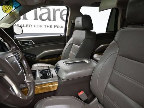 Used 2017 GMC Yukon Denali w/ Open Road Package AWD/4WD image 18