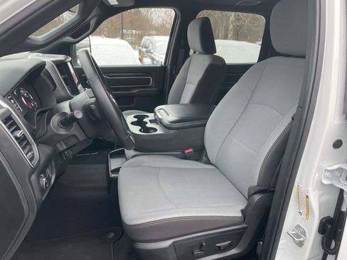 Used 2024 RAM 2500 Big Horn w/ Bed Utility Group image 11