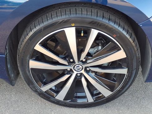 Certified 2022 Nissan Altima 2.5 SR image 4